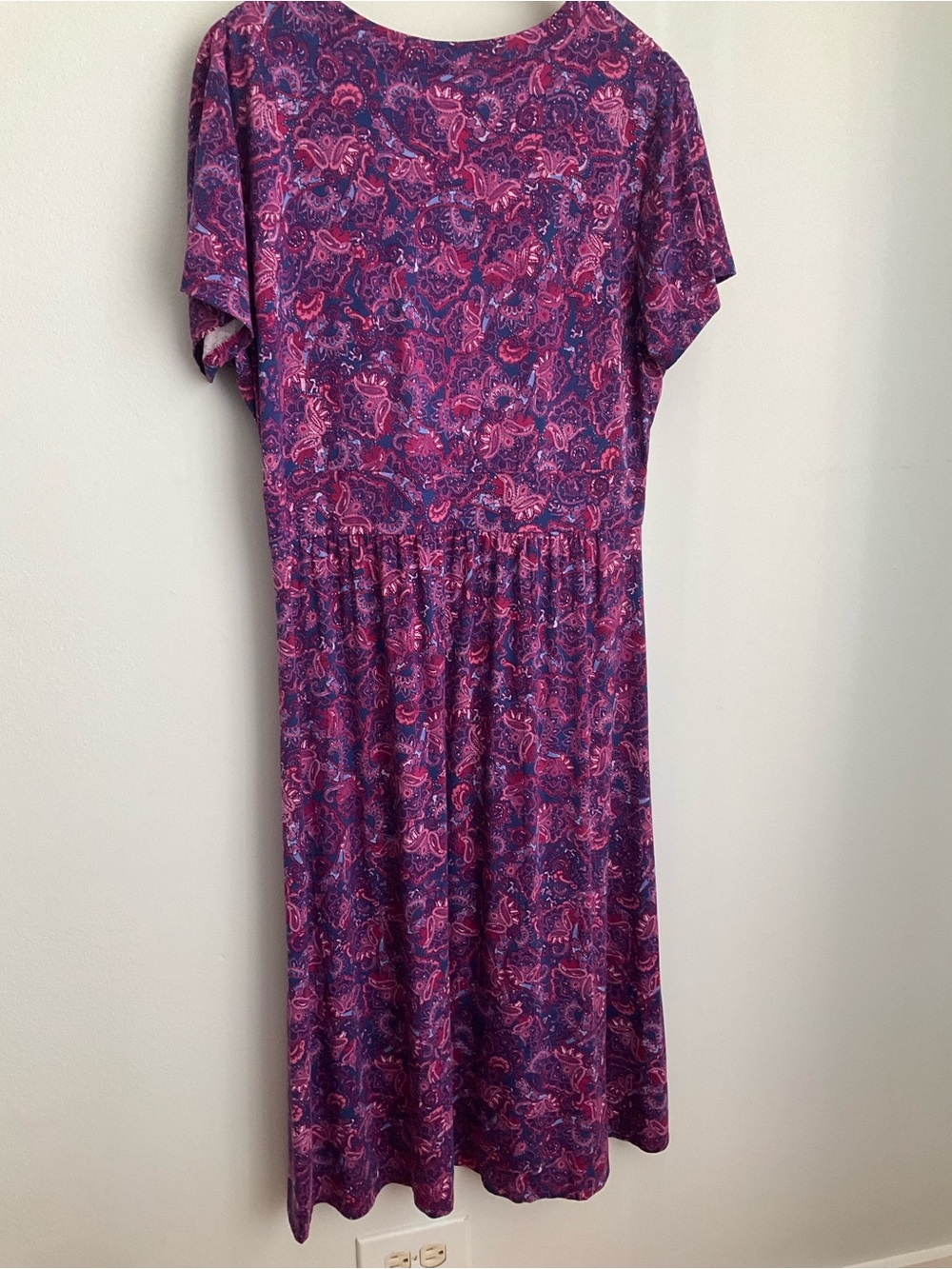 L.L. Bean Large Purple and Pink Paisley Midi Dress NWT - Picture 6 of 9